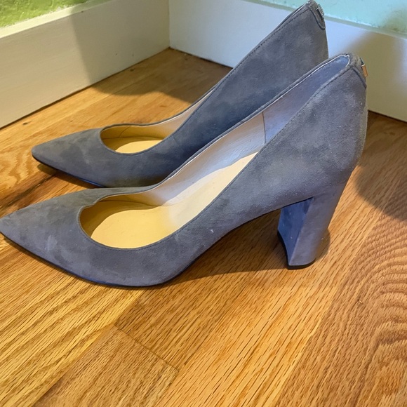Ivanka Trump Suede Gray Heels - Picture 2 of 4